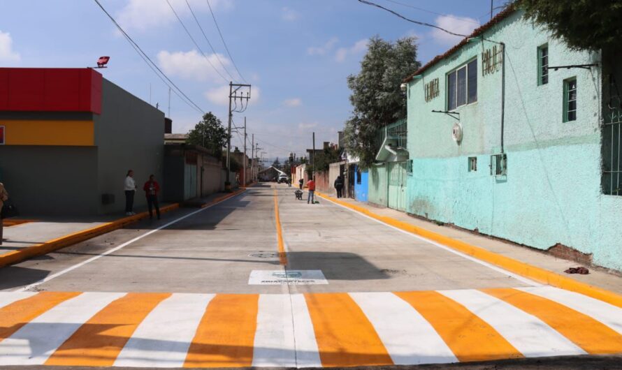 Pavimentan calle Hermenegildo Galeana en Emiliano Zapata